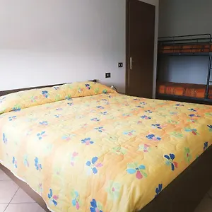 L'uva Fragolina , Case la Selva Italia